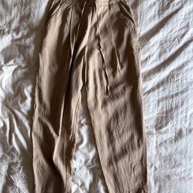 Pantalon beige MNG
