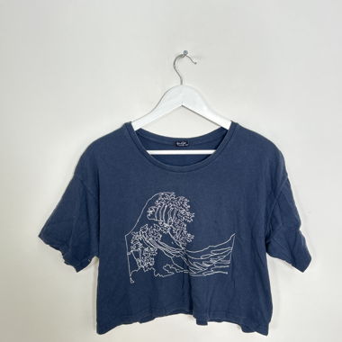 T-shirt court graphique bleu foncé
