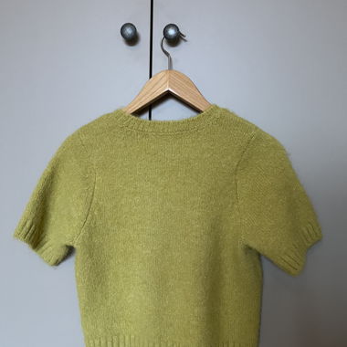 Hellgrünes Woll-Shirt