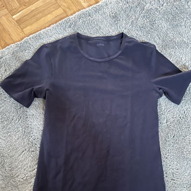 tight t-shirt