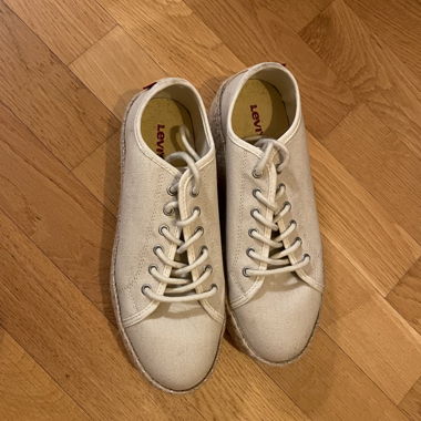 Sneaker con plateau Levi’s crema, taglia 40