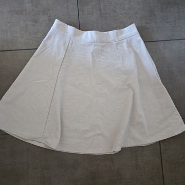 Gonna plissettata beige