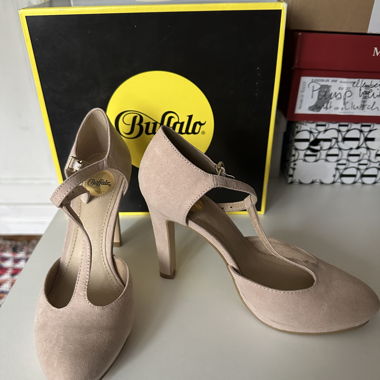 High Heels Original von Buffalo