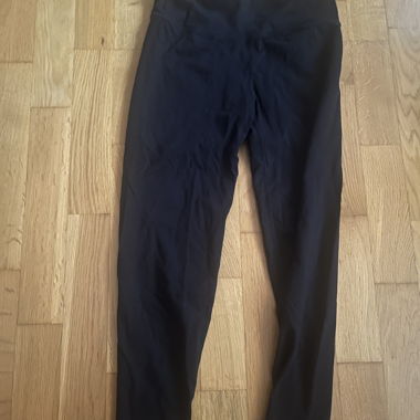 Schwarze Laufhose