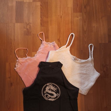 3 Croptops 