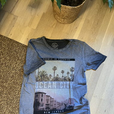 T-SHIRT - blue