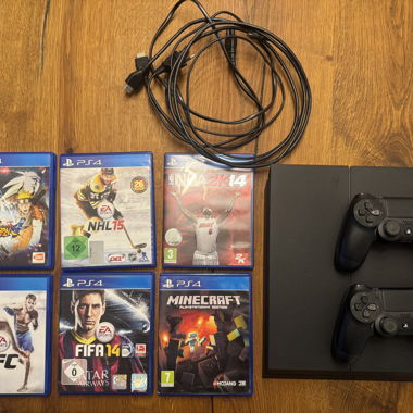 PLAYSTATION 4 inkl. 2 Controller und 6 Spiele