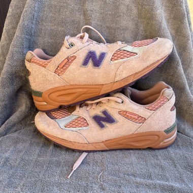 New Balance 990 Salehe Bembury Made in USA rosa