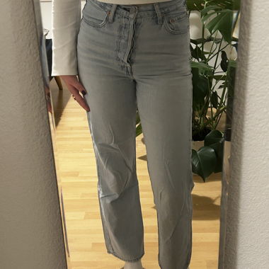 jeans Levi's Ribcage straight alla caviglia chiari