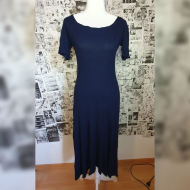 Dark blue dress