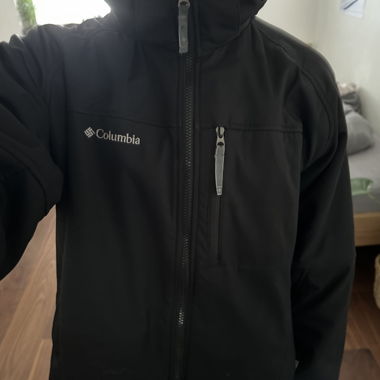 Columbia Sportswear Jacke (und Adidas Fleece)