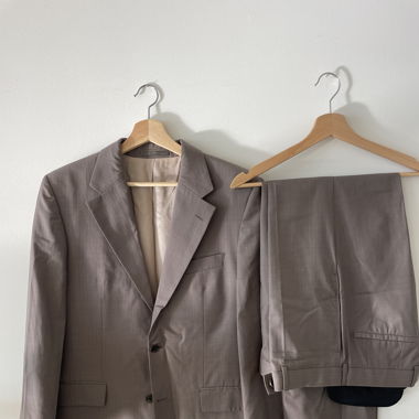 Hugo Boss Anzug braun beige Gr. 48 