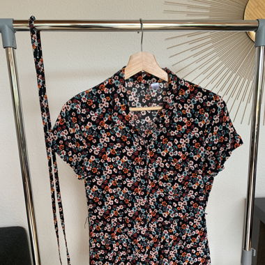 Blusenkleid mit Schleife