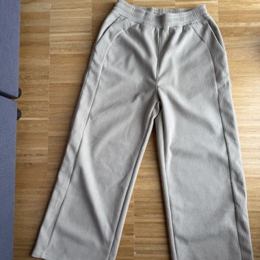 Pantaloni larghi a coste Halara