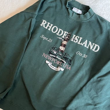 Green sweatshirt