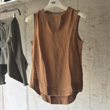 Brown Sleeveless Top