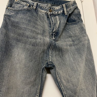 Jeans lavati e consumati