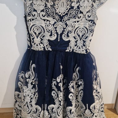 Abito in pizzo blu navy
