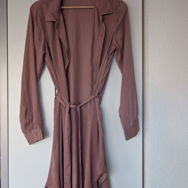 Dusty pink Langarmkleid EUR 42