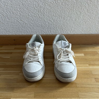 Sneaker Aral Off White