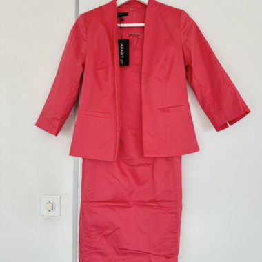 Apart Pinker Blazer mit Kleid 