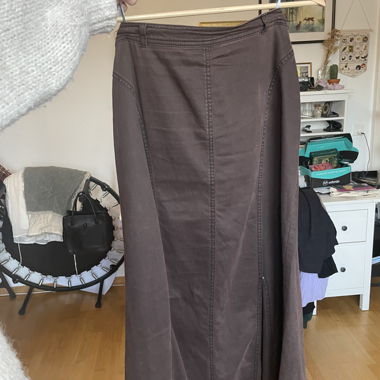 gorgeous brown maxi skirt