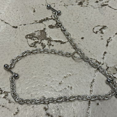 Silberfarbene Kettenarmband