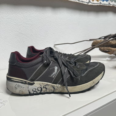 Scarpe sportive grigio scuro EU 44