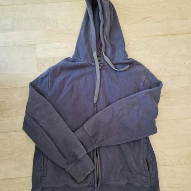 Zip hoodie