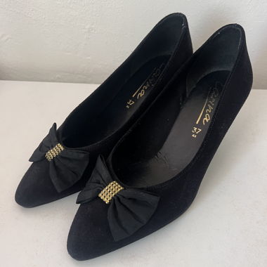 Schwarzi heels