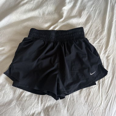 Short Nike