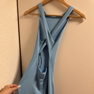 Blaues langes Kleid 