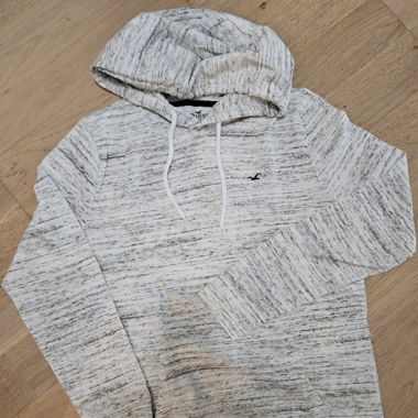 Pull à capuche