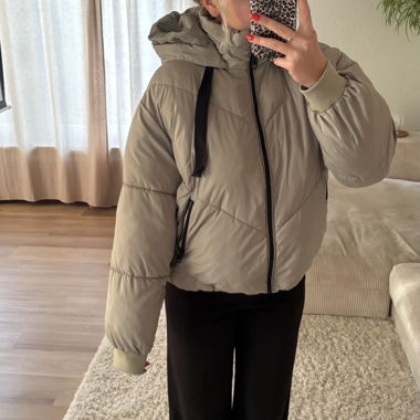 Jacke Lindgrün