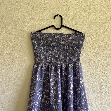 Sommerkleid Lila mit Blumen