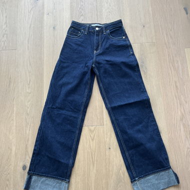 Dark blue Bershka jeans