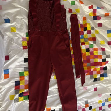 Bordeaux Jumpsuit mit Schleife