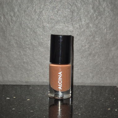 Nagellack hazelnut