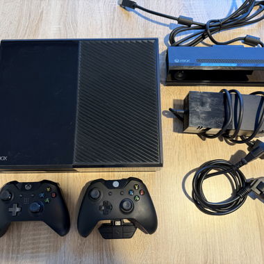 Xbox One Day One avec 12 jeux