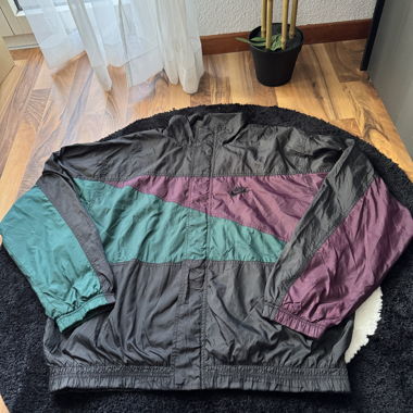 Nike Vintage Windbreaker 90s – Size M