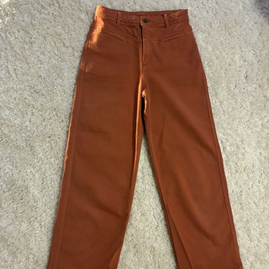 Pantaloni chino arancioni