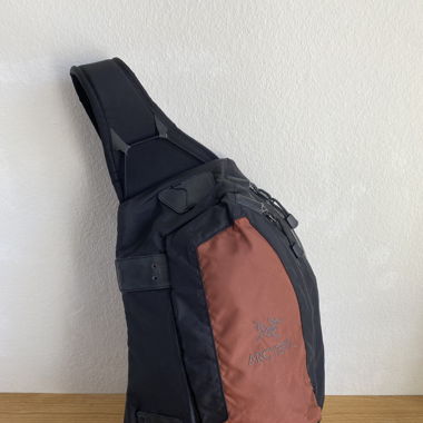 Vintage Y2K Arcteryx Quiver Slingbag