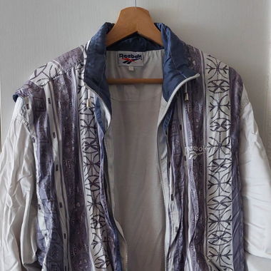 Vintage looking Reebok jacket