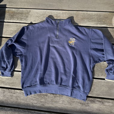 Nike vintage sweater 