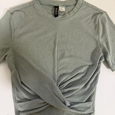 Kurzarmshirt DIVIDED 