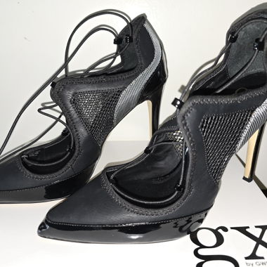 Gwen Stefani high heels 