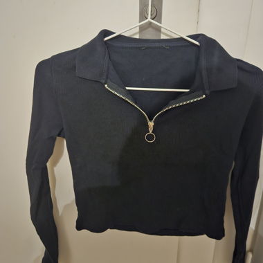 Dark blue long-sleeve shirt with zipper