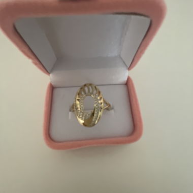 Goldfarbener Designring