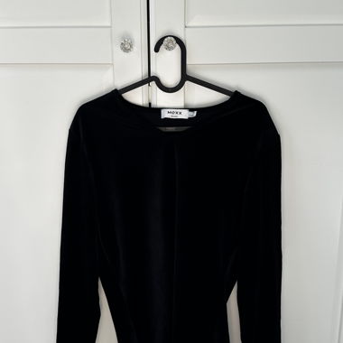 Maglia maniche lunghe in velluto Mexx nero