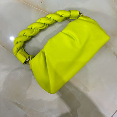 MANGO - neon shoulderbag #neon #bag #mango